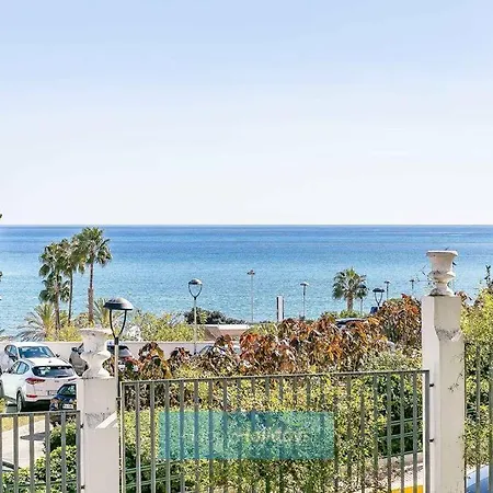Hh Benalbeach Loft アパート